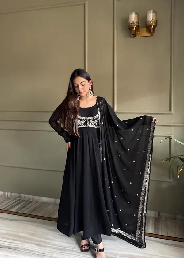 Elegant_Black_Embroidered_Anarkali_Suit_Set_with_Net_Dupatta