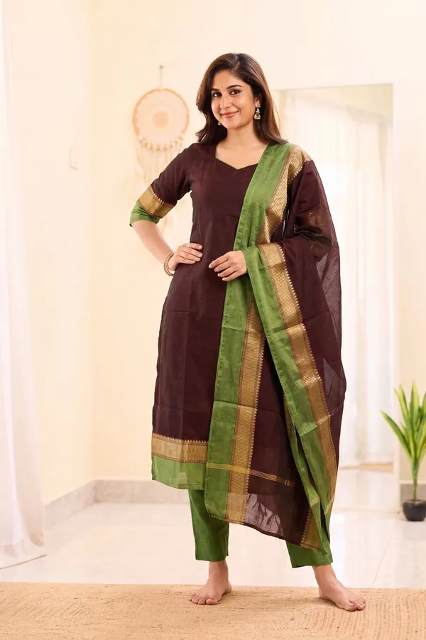 Elegant_Brown_&_Olive_Green_Kanchi_Cotton_Kurta_Set_with_Gold_Border_Dupatta