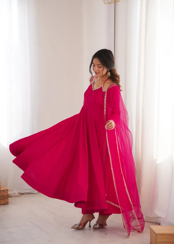 Elegant_Dark_Pink_Anarkali_Suit_Set_with_V-Neckline