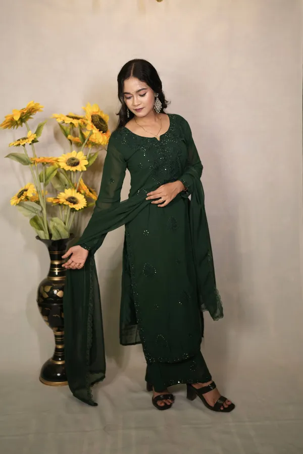 Elegant_Green_Embroidered_Georgette_Chikankari_Kurta_Set_with_Dupatta