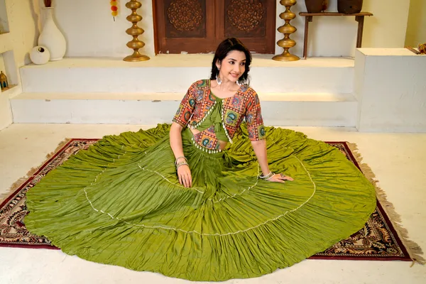 Elegant_Green_Lehenga_Choli_with_Multicolor_Embroidered_Work_Blouse