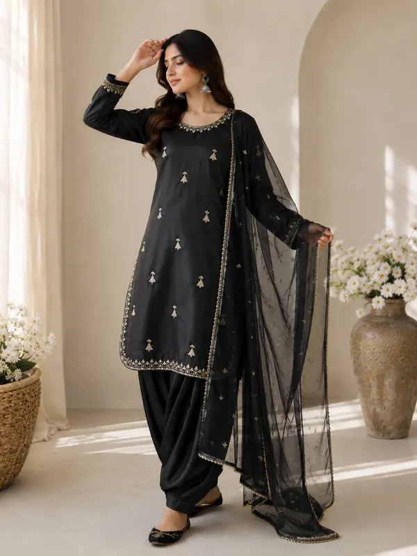 Elegant_Jet_Black_Embroidered_Silk_Kurti_Salwar_Suit_with_Sheer_Net_Dupatta