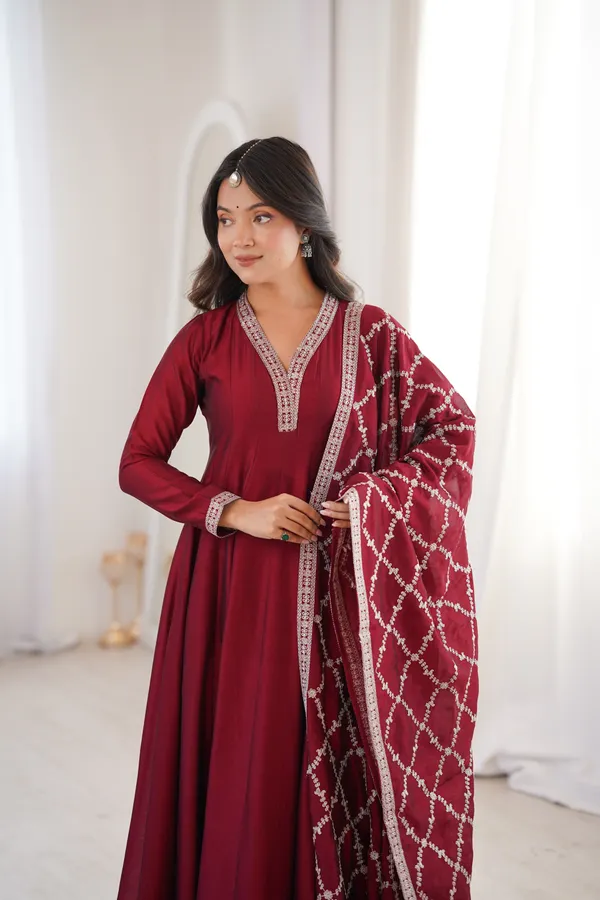 Elegant_Maroon_Embroidered_Anarkali_Gown_with_Matching_Designer_Dupatta