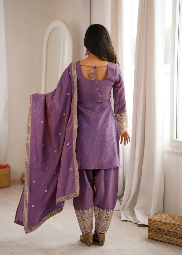 Elegant_Onion_Pink_Gold-Embroidered_Salwar_Suit_Set_with_Dupatta