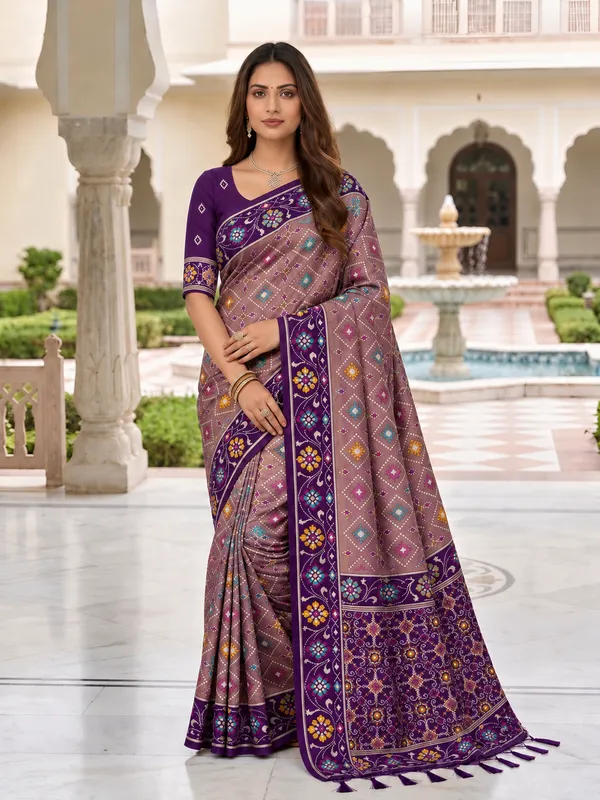 Elegant_Purple_Patola-Inspired_Printed_Saree_with_Contrast_Border