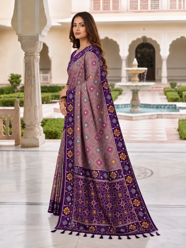 Elegant_Purple_Patola-Inspired_Printed_Saree_with_Contrast_Border