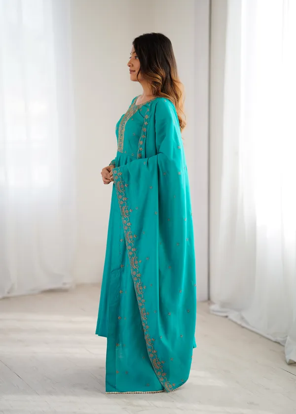 Elegant_Teal_Blue_Embroidered_Anarkali_Suit_Set_with_Dupatta