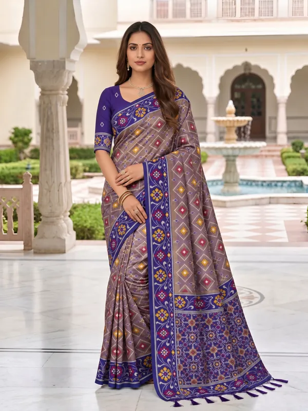 Elegant_Violet_Patola-Inspired_Printed_Saree_with_Contrast_Border