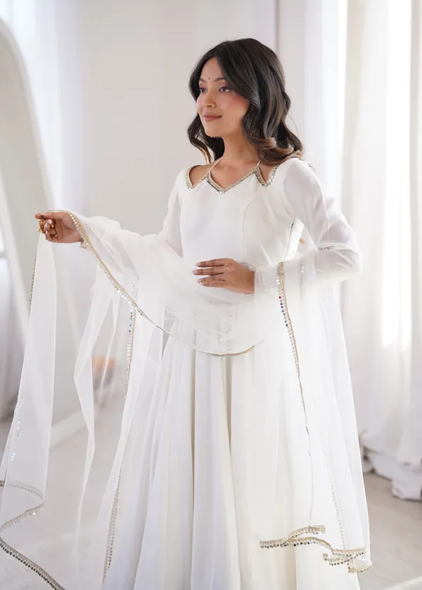 Elegant_White_Anarkali_Suit_Set_with_V-Neckline