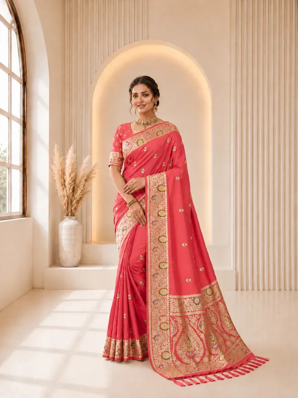 Gajri_Pink_Banarasi_Silk_Saree_with_Intricate_Gold_Zari_&_Floral_Border