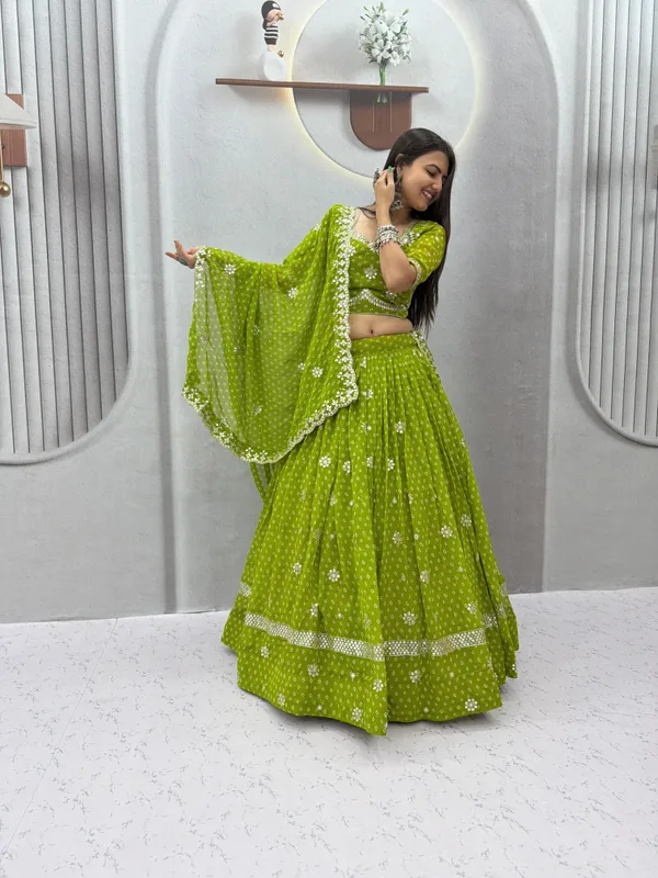 Green_Bandhani_Print_Lehenga_Choli_with_Dupatta_|_Traditional_Festive_Wear_Set
