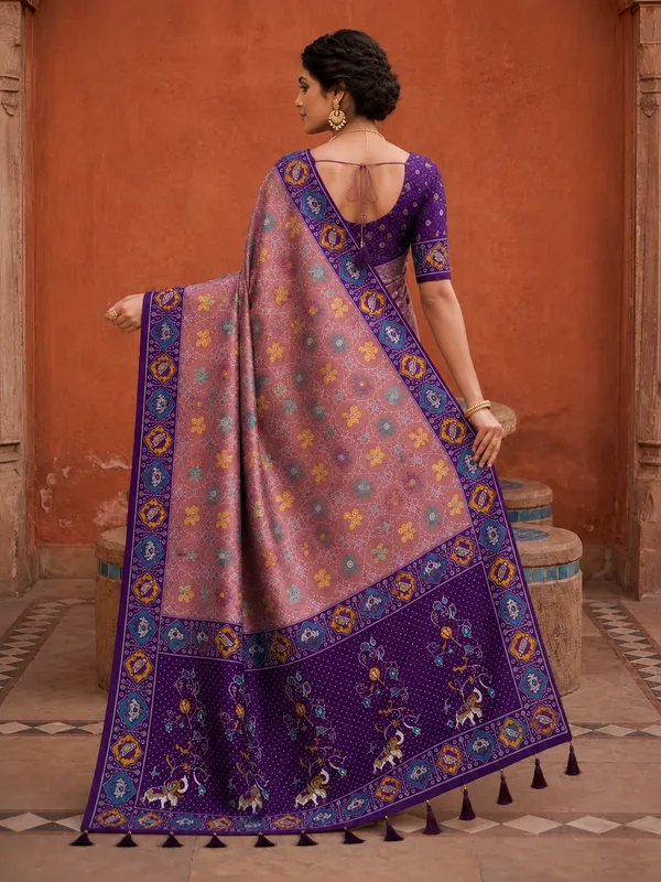 Magenta_Ajrakh_Printed_Designer_Patola_Saree_with_Contrast_Border_&_Tassel_Pallu