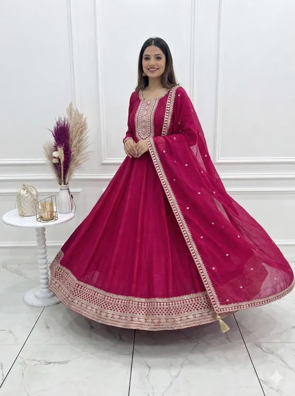 Magenta_Embroidered_Anarkali_Suit_Set_with_Dupatta
