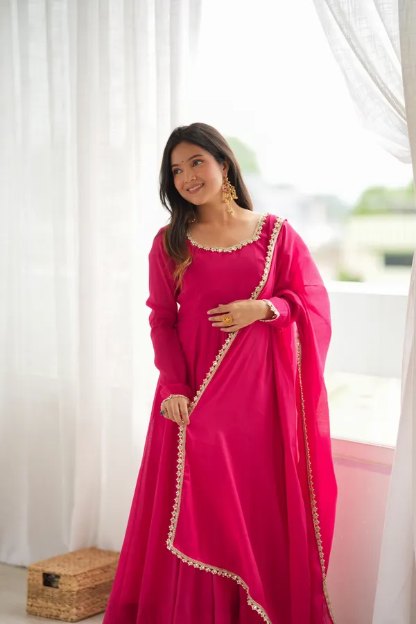 Magenta_Pink_Anarkali_Suit_Set_with_Mirror_&_Gota_Work_Border_Dupatta