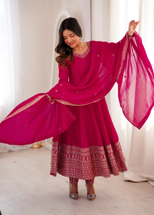 Magenta_Pink_Embroidered_Anarkali_Suit_Set_with_Dupatta