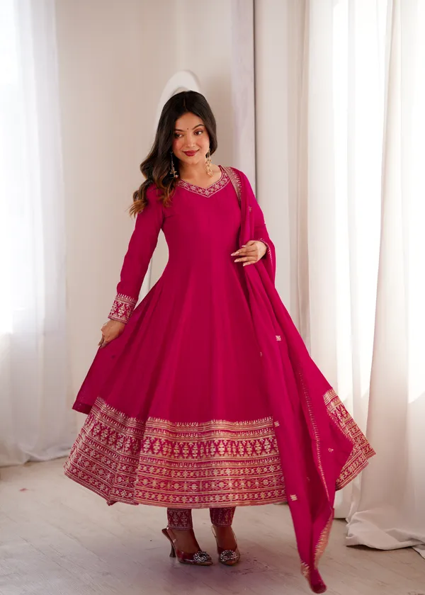 Magenta_Pink_Embroidered_Anarkali_Suit_Set_with_Dupatta