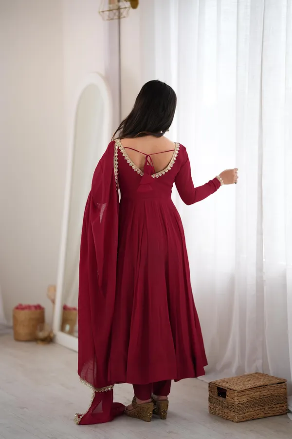 Maroon_Anarkali_Suit_Set_with_Mirror_&_Gota_Work_Border_Dupatta