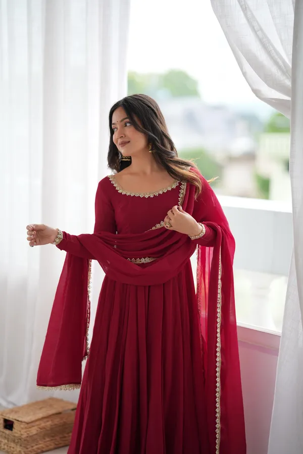Maroon_Anarkali_Suit_Set_with_Mirror_&_Gota_Work_Border_Dupatta