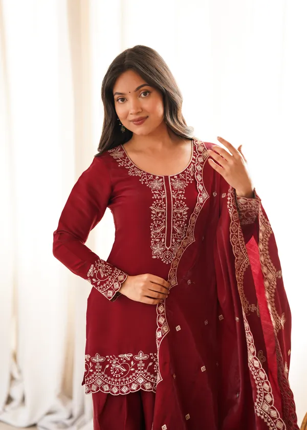 Maroon_Embroidered_Kurti_with_Trousers_&_Cutwork_Dupatta_Set