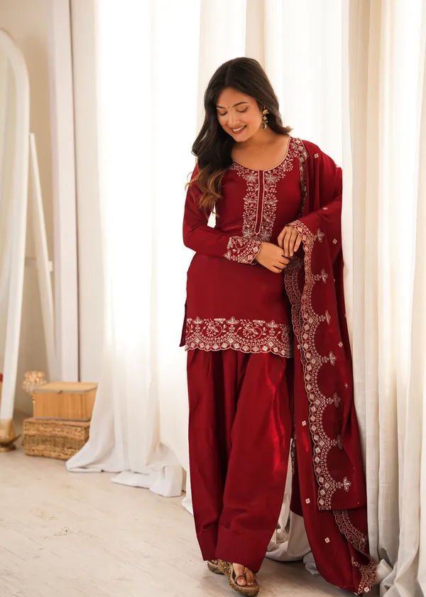 Maroon_Embroidered_Kurti_with_Trousers_&_Cutwork_Dupatta_Set
