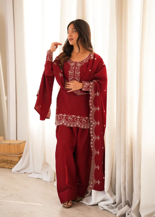 Maroon_Embroidered_Kurti_with_Trousers_&_Cutwork_Dupatta_Set