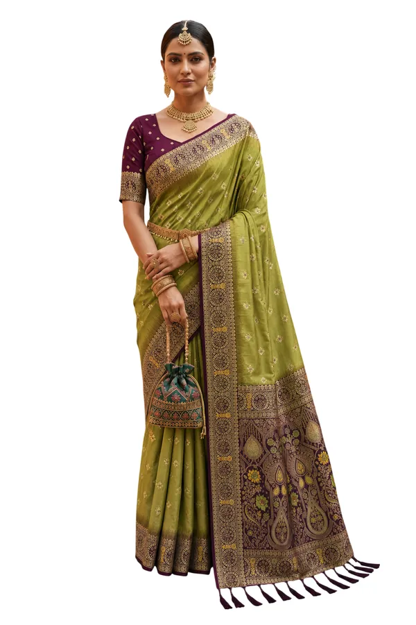Mehendi_Designer_Banarasi_Saree_with_Intricate_Traditional_Border