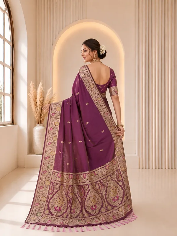 Onion_Pink_Banarasi_Silk_Saree_with_Intricate_Gold_Zari_&_Floral_Border