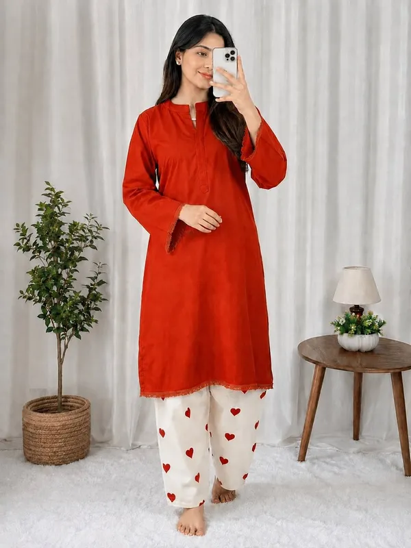 Orange_Straight_Kurti_with_Off-White_Heart_Print_Pants_Set