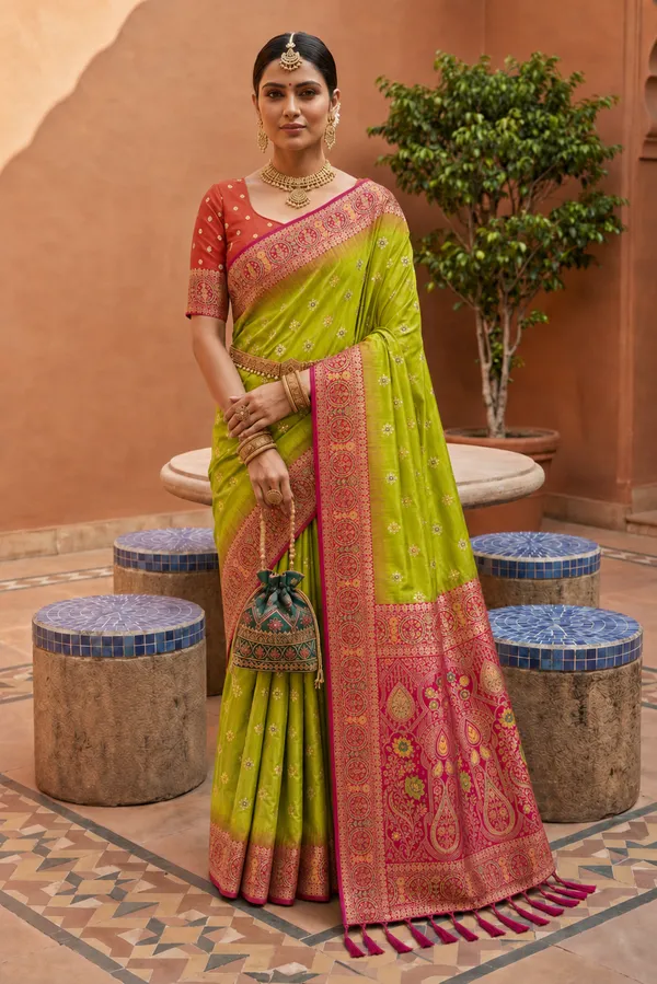Parrot_Green_Designer_Banarasi_Saree_with_Intricate_Traditional_Border