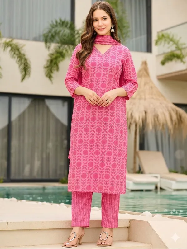 Pink_Floral_Printed_Rayon_Slub_Fabric_Salwar_Suit_Set_with_Dupatta