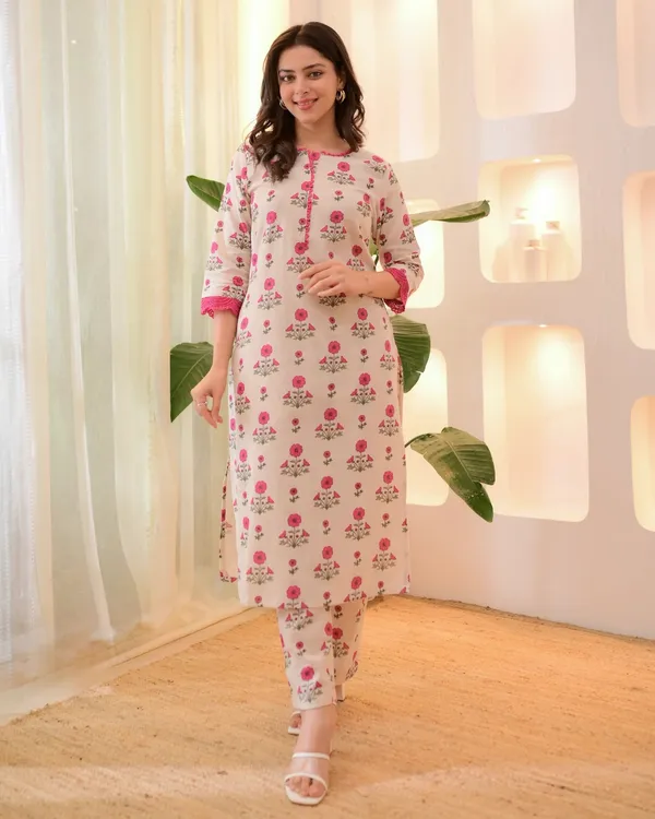 Pink_Women's_Floral_Printed_Cotton_Kurti_Pant_Set