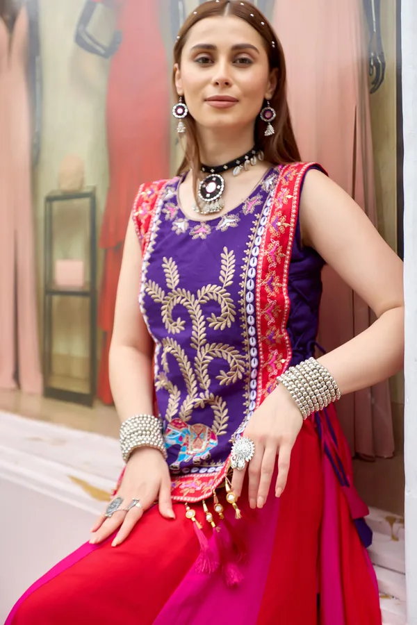 Royal_Purple_Embroidered_Kurti_with_Pink_Flared_Skirt_Set