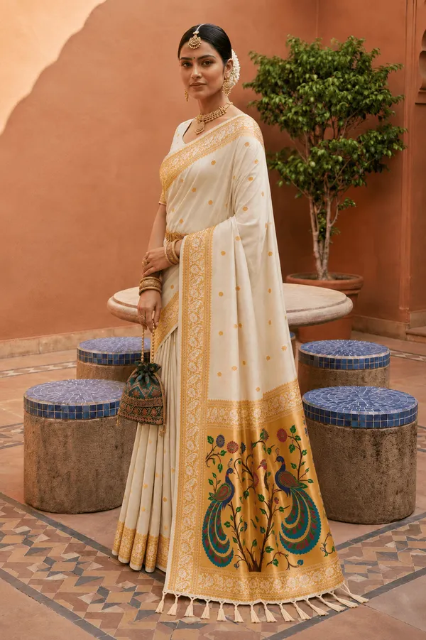 Soft_Paithani_Silk_Saree_With_Blouse_Piece