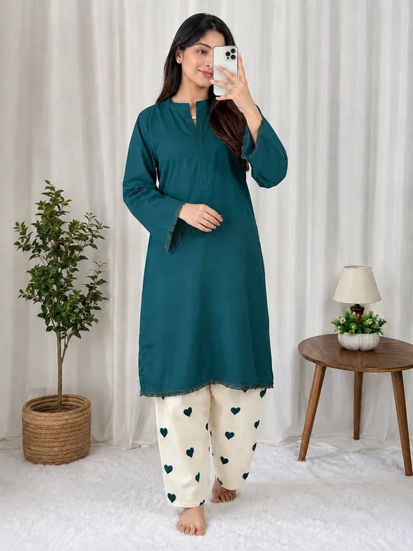 Teal_Blue_Straight_Kurti_with_Off-White_Heart_Print_Pants_Set