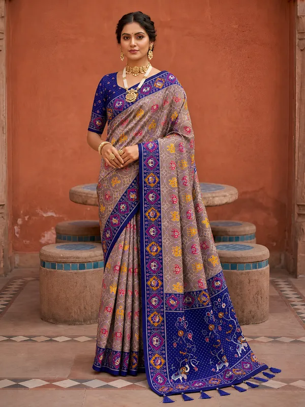 Violet_Ajrakh_Printed_Designer_Patola_Saree_with_Contrast_Border_&_Tassel_Pallu