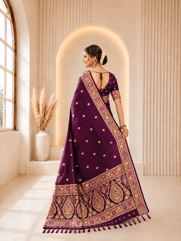 Wine_Banarasi_Silk_Saree_with_Intricate_Gold_Zari_&_Floral_Border