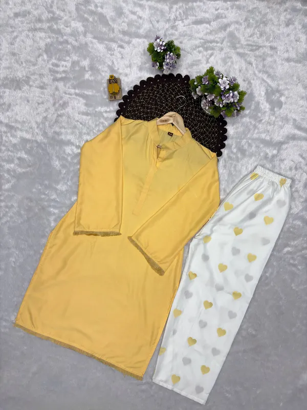Yellow_Straight_Kurti_with_Off-White_Heart_Print_Pants_Set