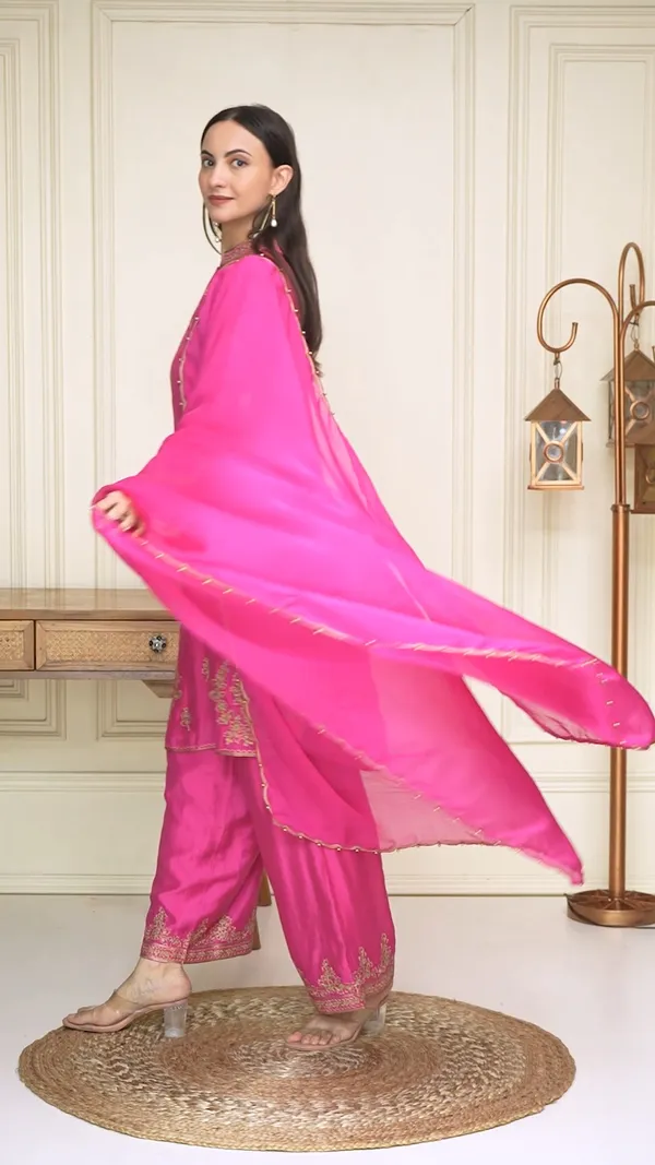 Fuchsia_Pink_Gold_Embroidered_Straight_Kurta,_Palazzo_Pants_and_Dupatta_Set