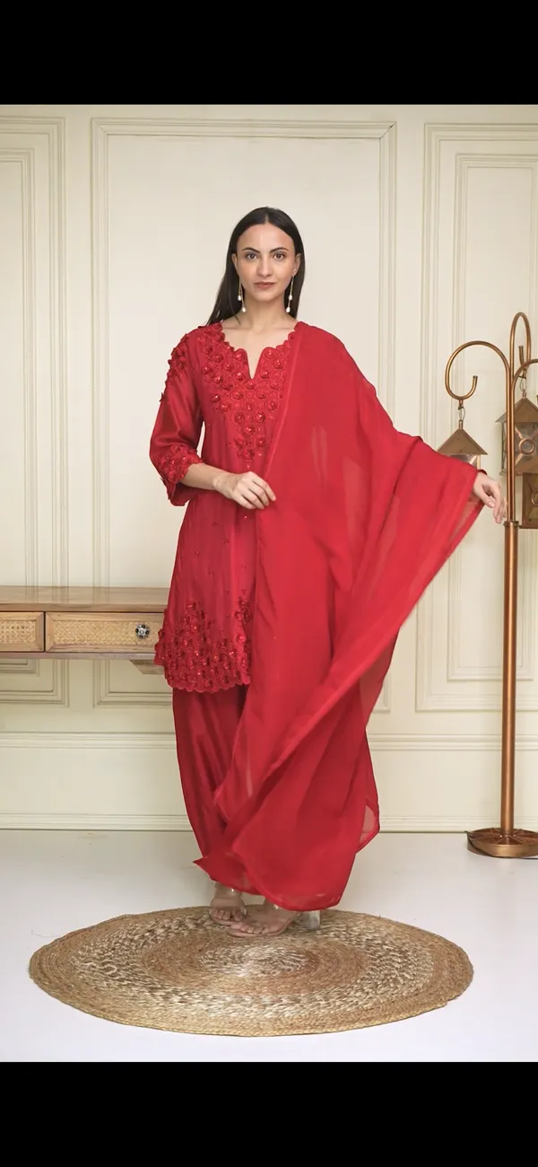Women's_Red_Embroidered_Kurta_Set_with_Dupatta