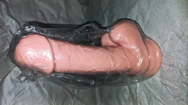 Premium_8_Inch_Silicone_Vibrating_Dildo