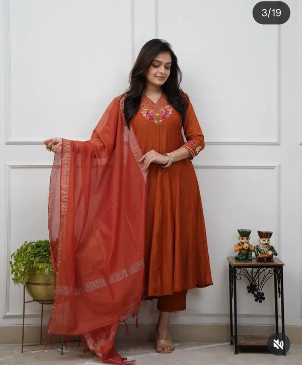 Maroon_Cotton_Rayon_Embroidered_Anarkali_Kurta_Set_With_Dupatta_For_Women