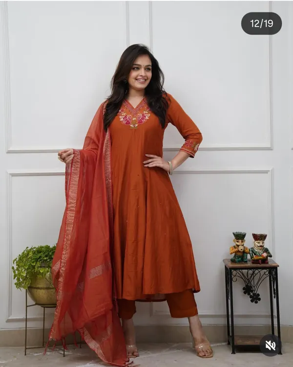 Maroon_Cotton_Rayon_Embroidered_Anarkali_Kurta_Set_With_Dupatta_For_Women