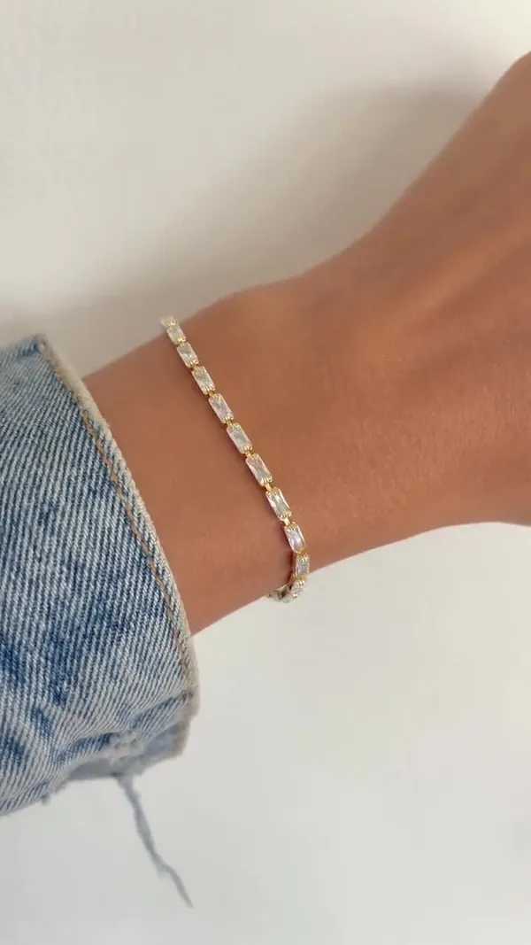 White_And_Golden_Alloy_Faceted_Crystal_Link_Bracelet_For_Women