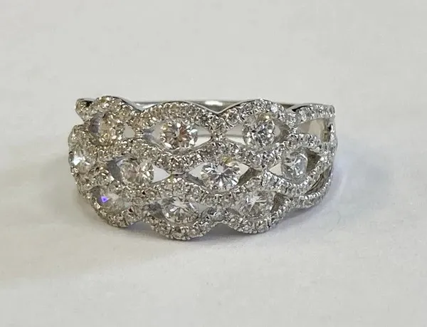 Silver_Alloy_Floral_Cluster_Stone_Ring_For_Women