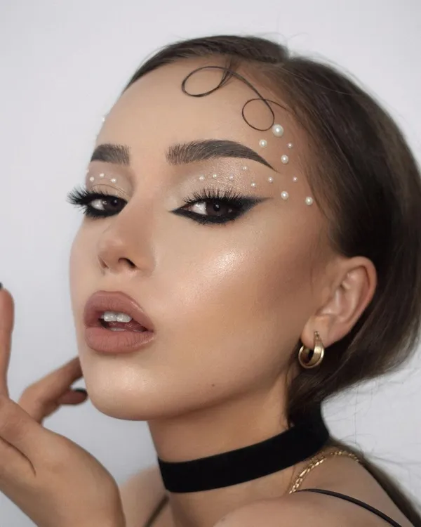White_And_Silver_Crystal_Self-Adhesive_Face_And_Hair_Gem_Stickers