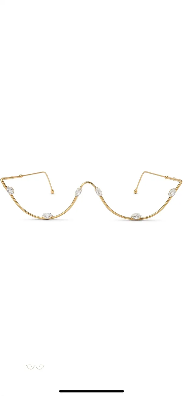 Golden_Alloy_Floral_Bridal_Nose_Chain_For_Women