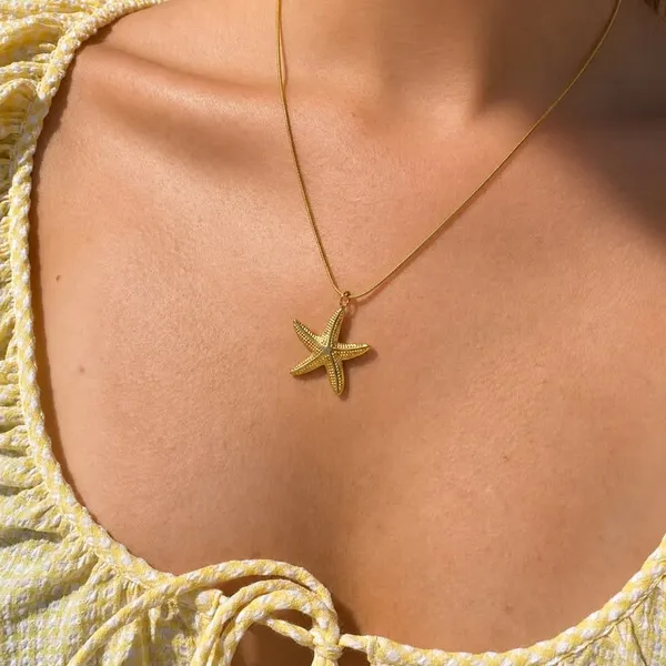 Golden_Stainless_Steel_Starfish_Pendant_Necklace_For_Women