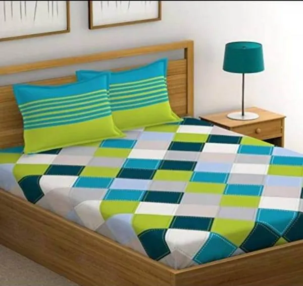 Ahamdabadi_Chokda_Green_Cotton_Geometric_King_Size_Bedsheet_With_Pillow_Covers