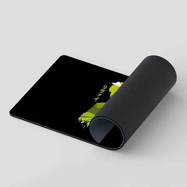 Lycra_Anime_Silhouette_Levi_Desk_Mat