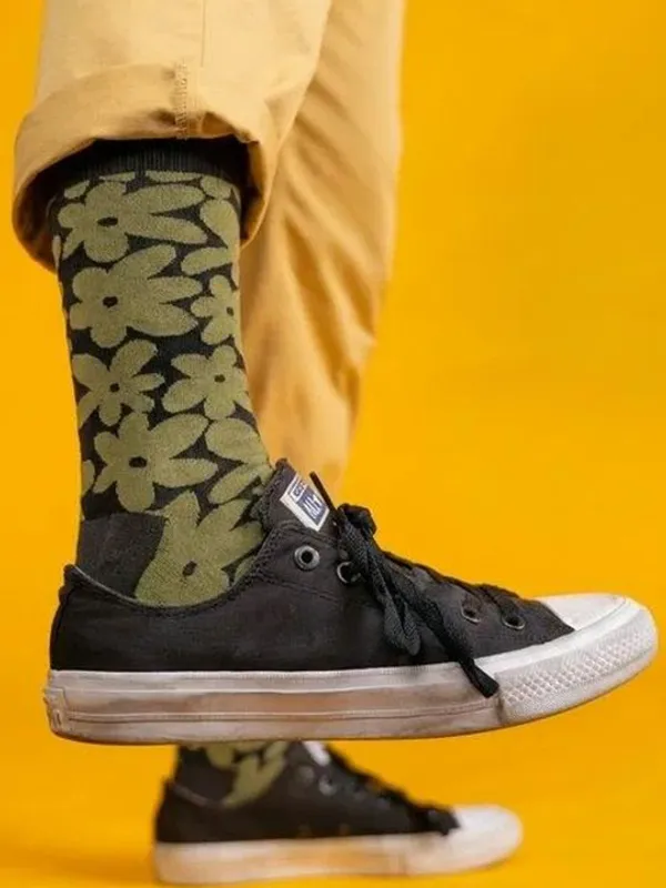 Green_Floral_Cotton_Crew_Socks